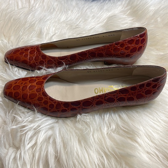 Crocodile Ferragamo shoes - Picture 3 of 4